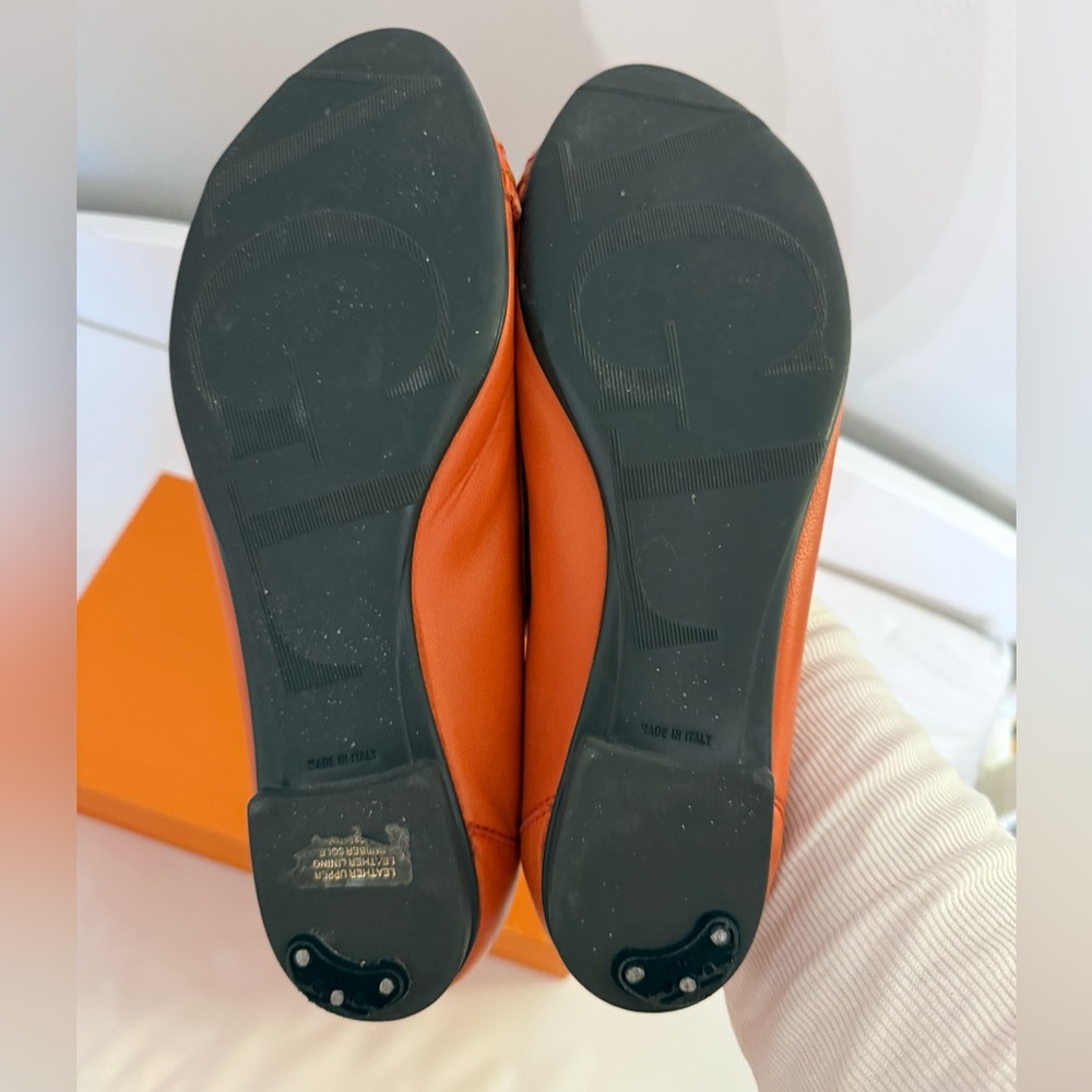 AGL ATTILIO GIUSTI LEOMBRUNI Mango Orange Leather Flats with Buckle Accents, 40 - Picture 10 of 10
